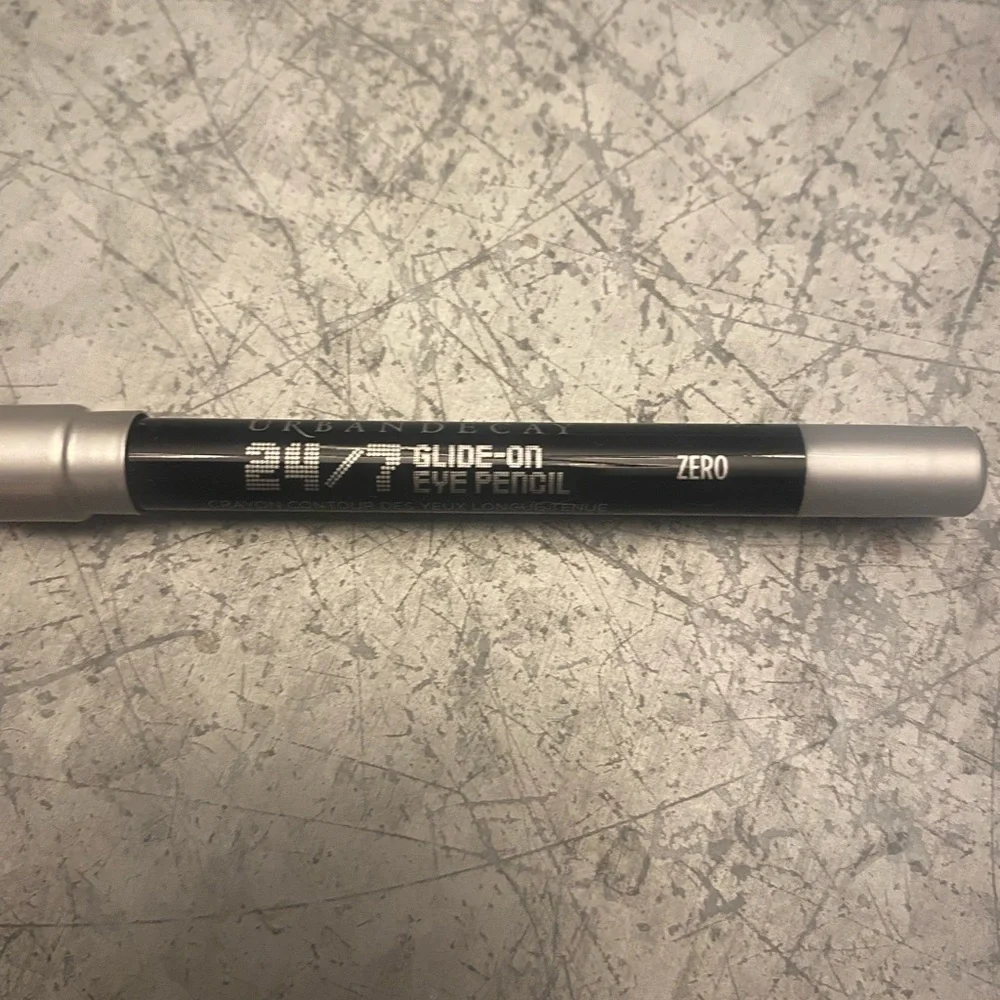 Urban decay glide in eyeliner in black